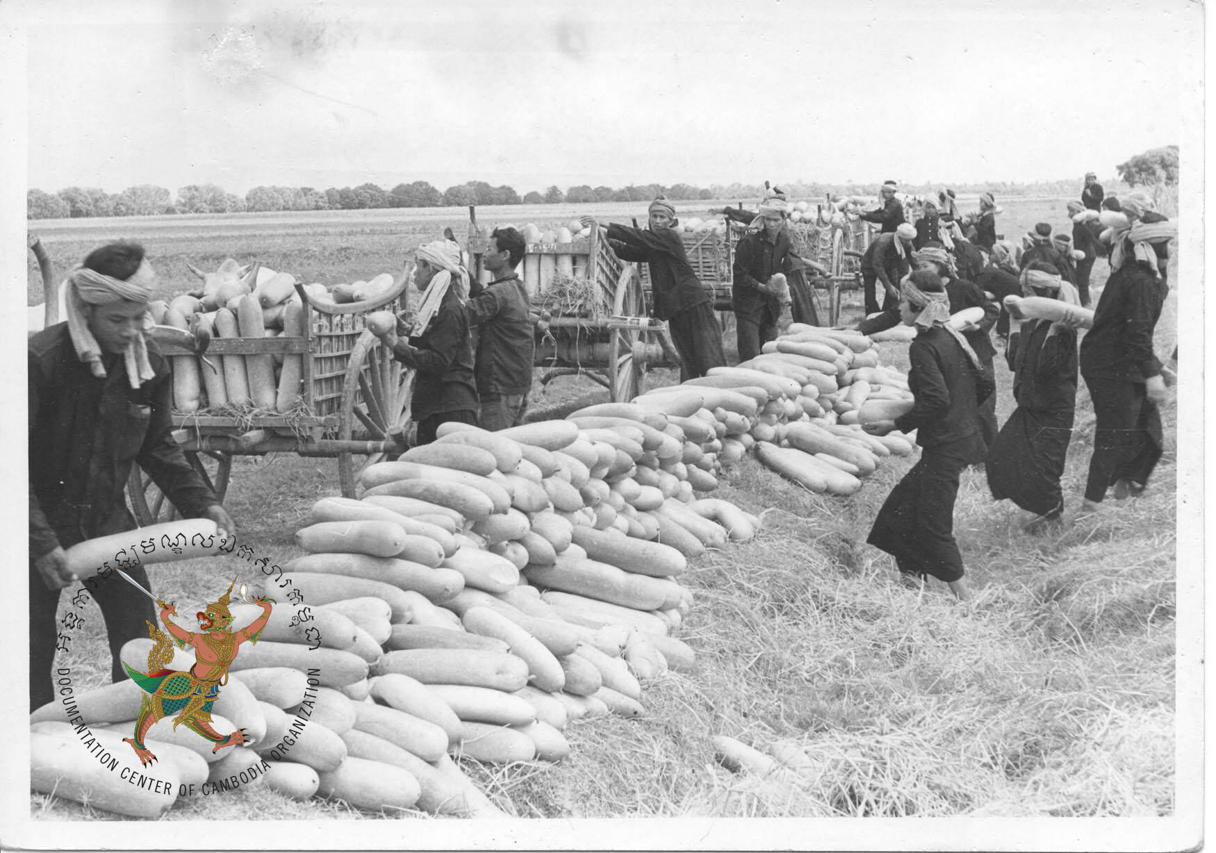 រូបភាពសហករណ៍ក្នុងខេត្តតាកែវ​ ប្រហែលក្នុងឆ្នាំ១៩៧៦