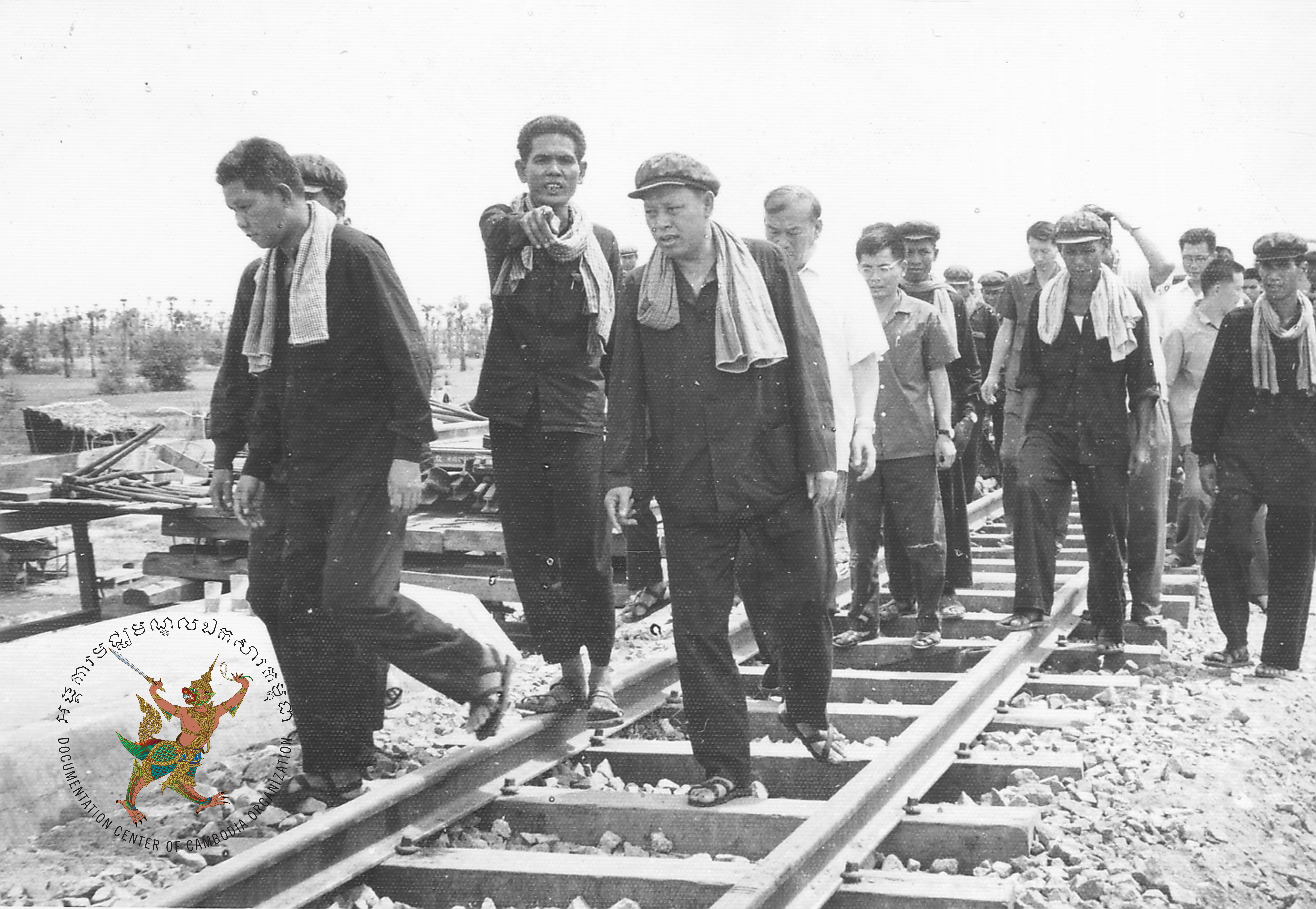 អៀង សារី