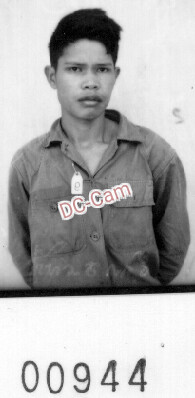 ហ៊ ជ (រុំ)